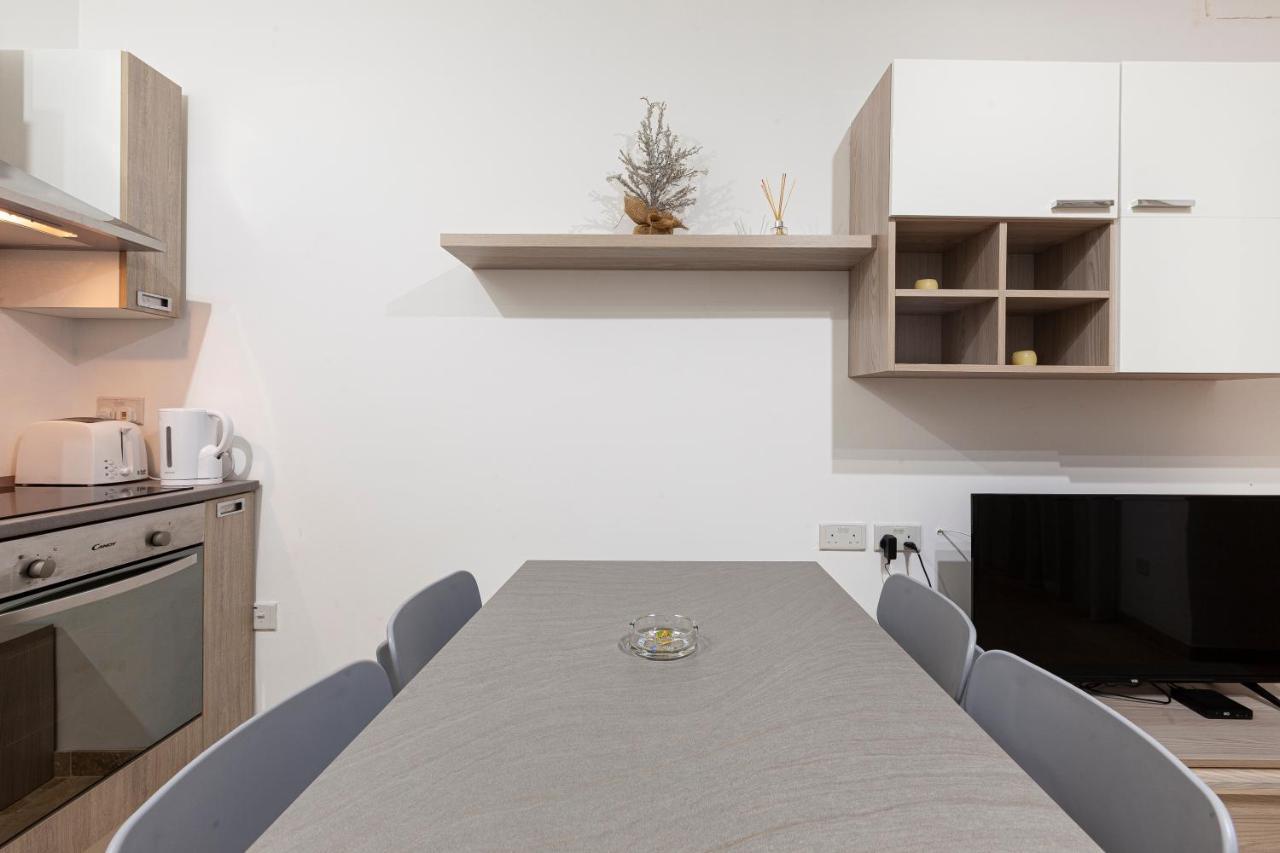 Designer Home With Comfy Sofa In Central Valletta By 360 Estates Zewnętrze zdjęcie