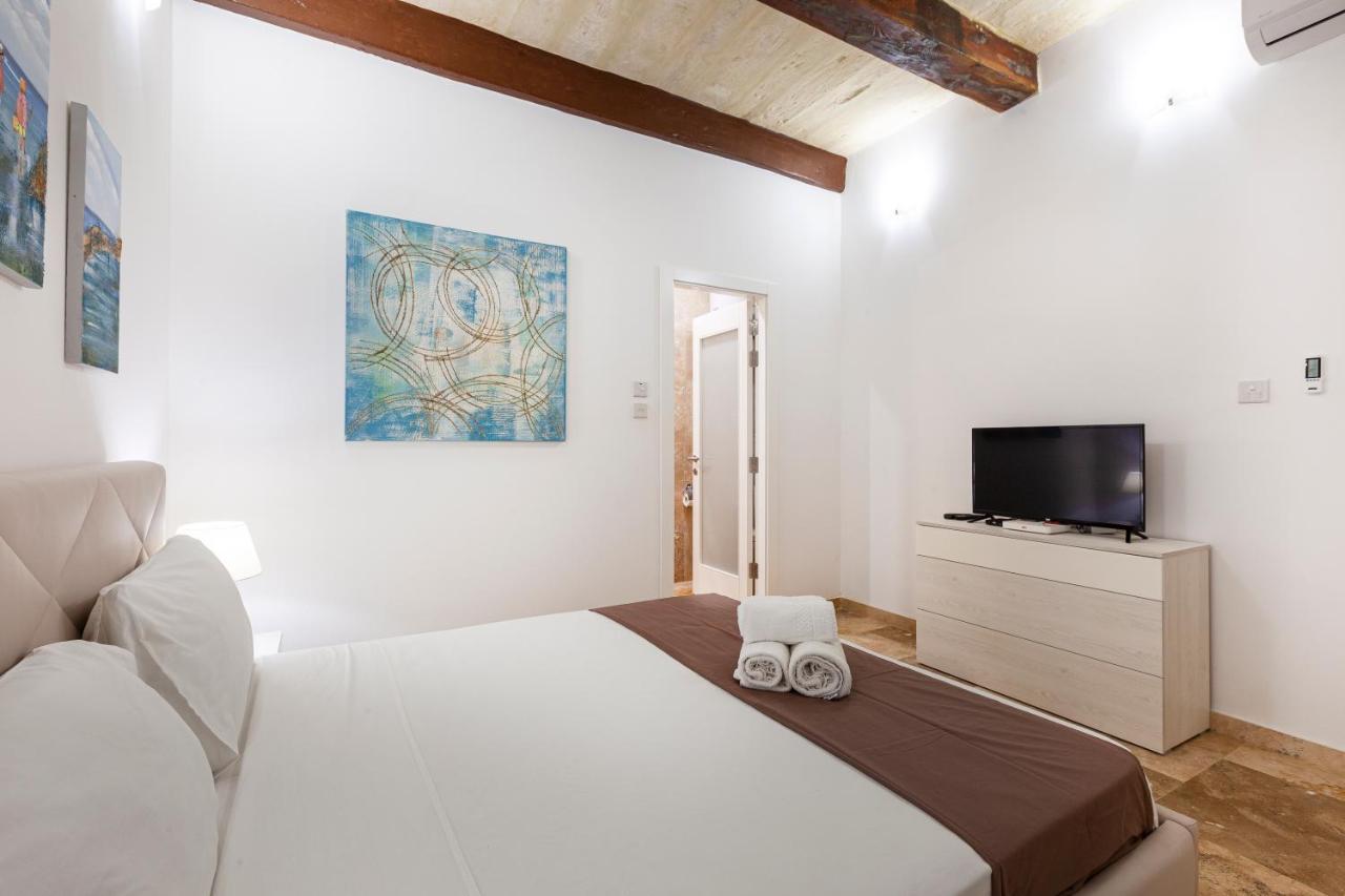 Designer Home With Comfy Sofa In Central Valletta By 360 Estates Zewnętrze zdjęcie